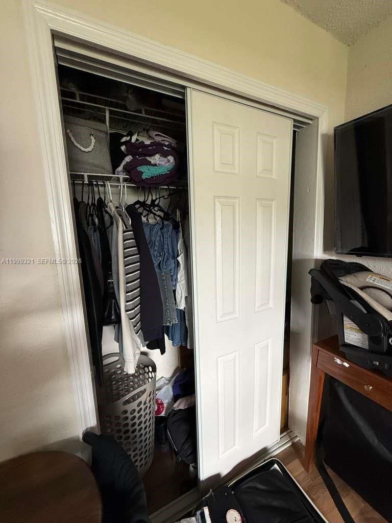 Real estate property located at 6708 Raleigh St, Broward, Driftwood Acres No 1, Hollywood, FL