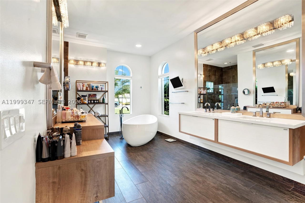 Real estate property located at 4950 Sterling Ranch Cir, Broward, Sterling Ranch, Davie, FL