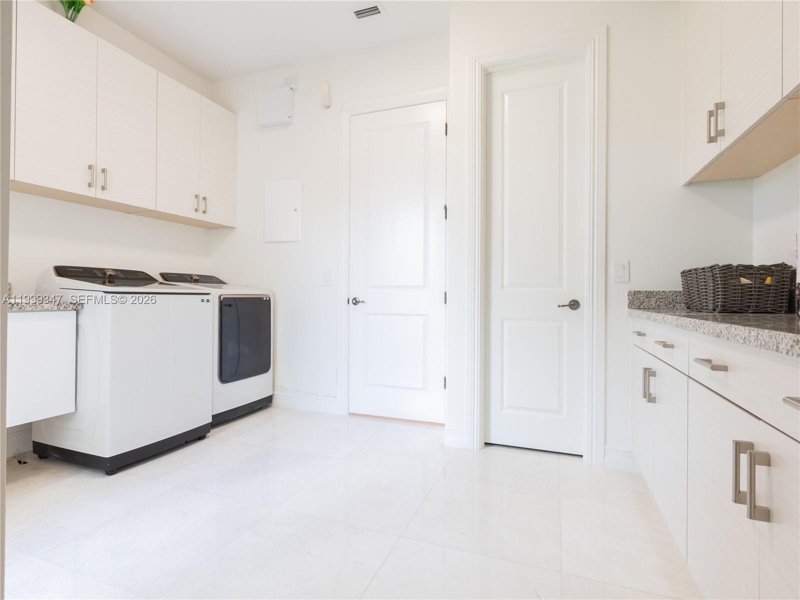 Real estate property located at 4950 Sterling Ranch Cir, Broward, Sterling Ranch, Davie, FL