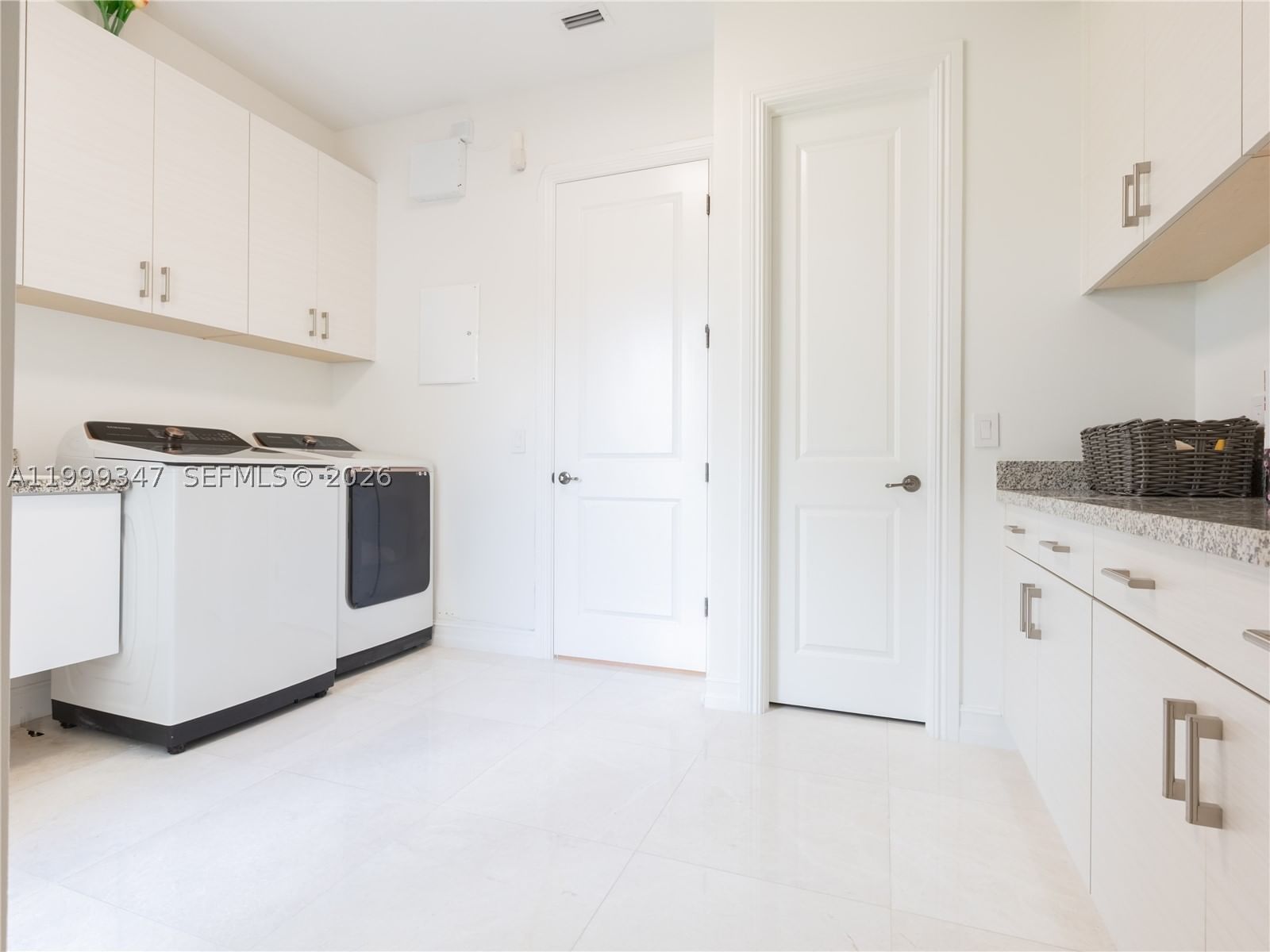 Real estate property located at 4950 Sterling Ranch Cir, Broward, Sterling Ranch, Davie, FL