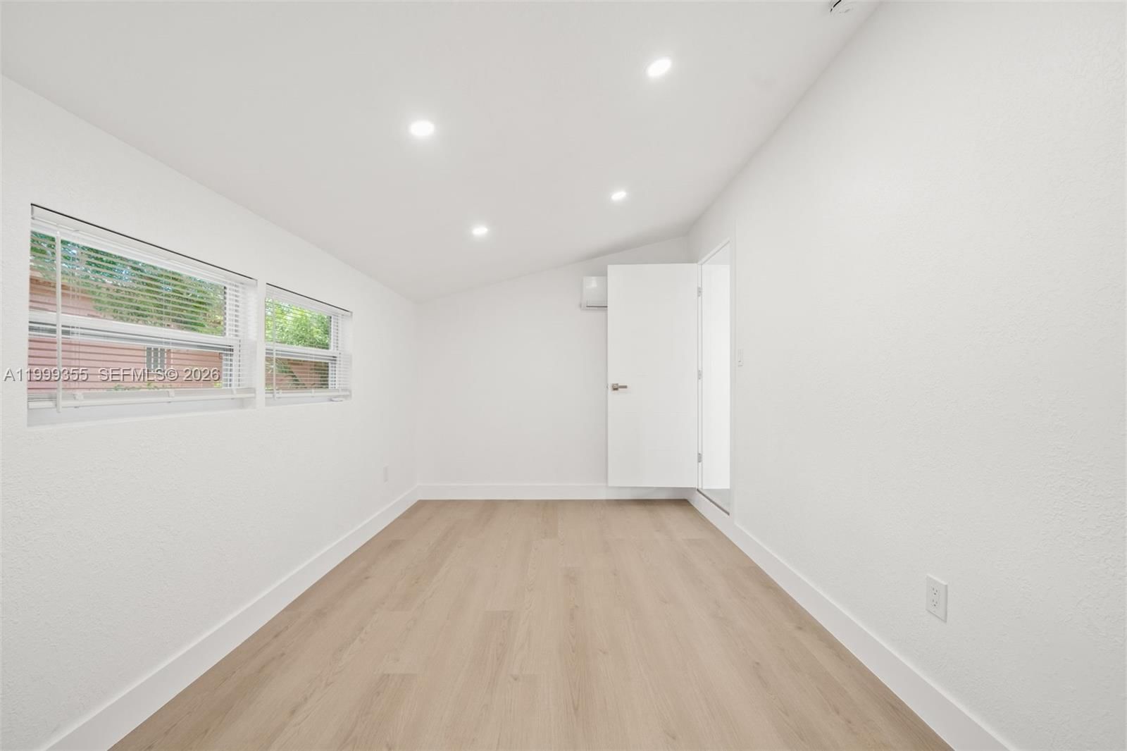 Real estate property located at 3061 2nd St, Broward, Boulevard Gardens, Fort Lauderdale, FL