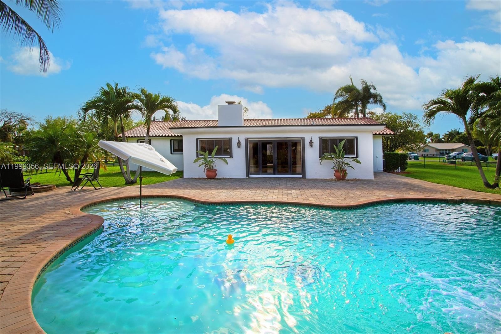 Real estate property located at 5520 163rd Ave, Broward, Chambers Land Co Sub Se1/, Southwest Ranches, FL