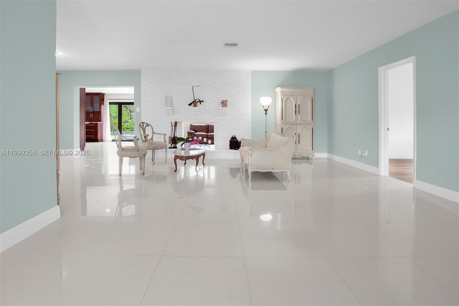 Real estate property located at 5520 163rd Ave, Broward, Chambers Land Co Sub Se1/, Southwest Ranches, FL