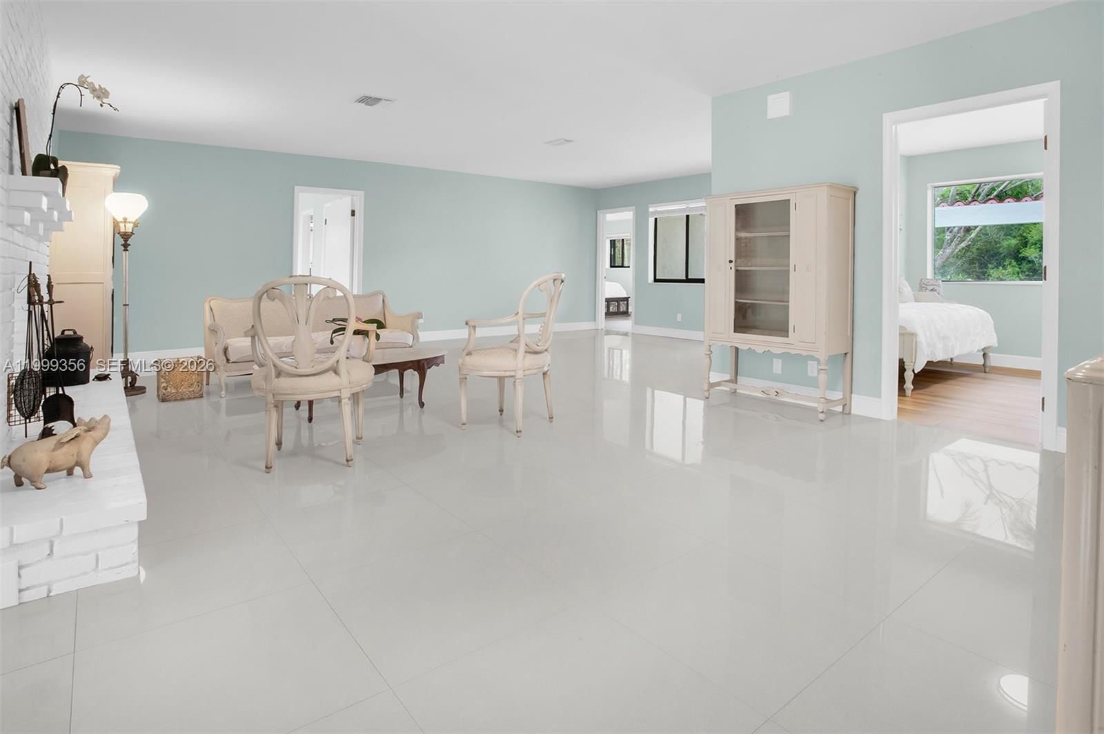 Real estate property located at 5520 163rd Ave, Broward, Chambers Land Co Sub Se1/, Southwest Ranches, FL