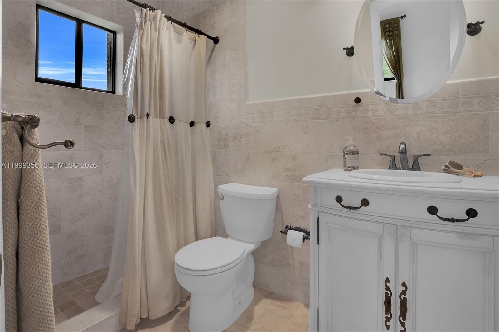 Real estate property located at 5520 163rd Ave, Broward, Chambers Land Co Sub Se1/, Southwest Ranches, FL