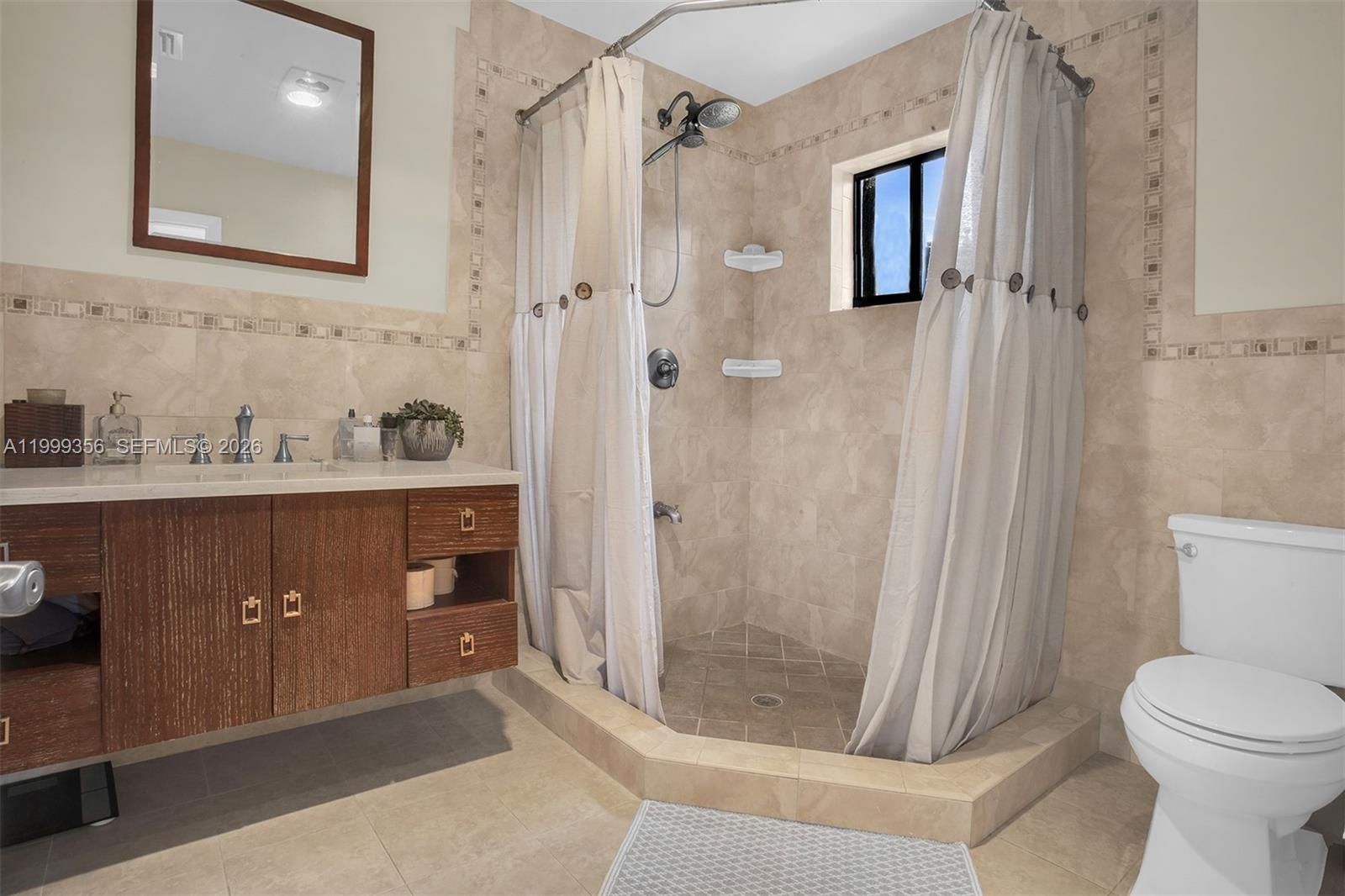 Real estate property located at 5520 163rd Ave, Broward, Chambers Land Co Sub Se1/, Southwest Ranches, FL