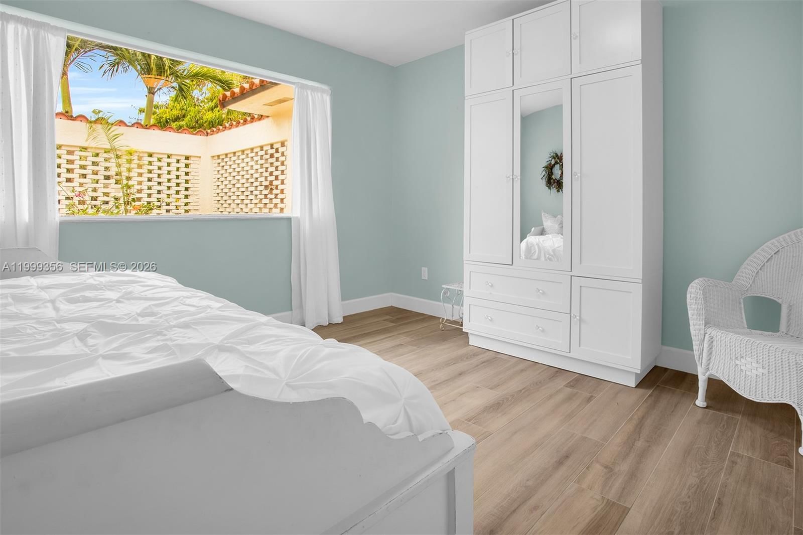 Real estate property located at 5520 163rd Ave, Broward, Chambers Land Co Sub Se1/, Southwest Ranches, FL