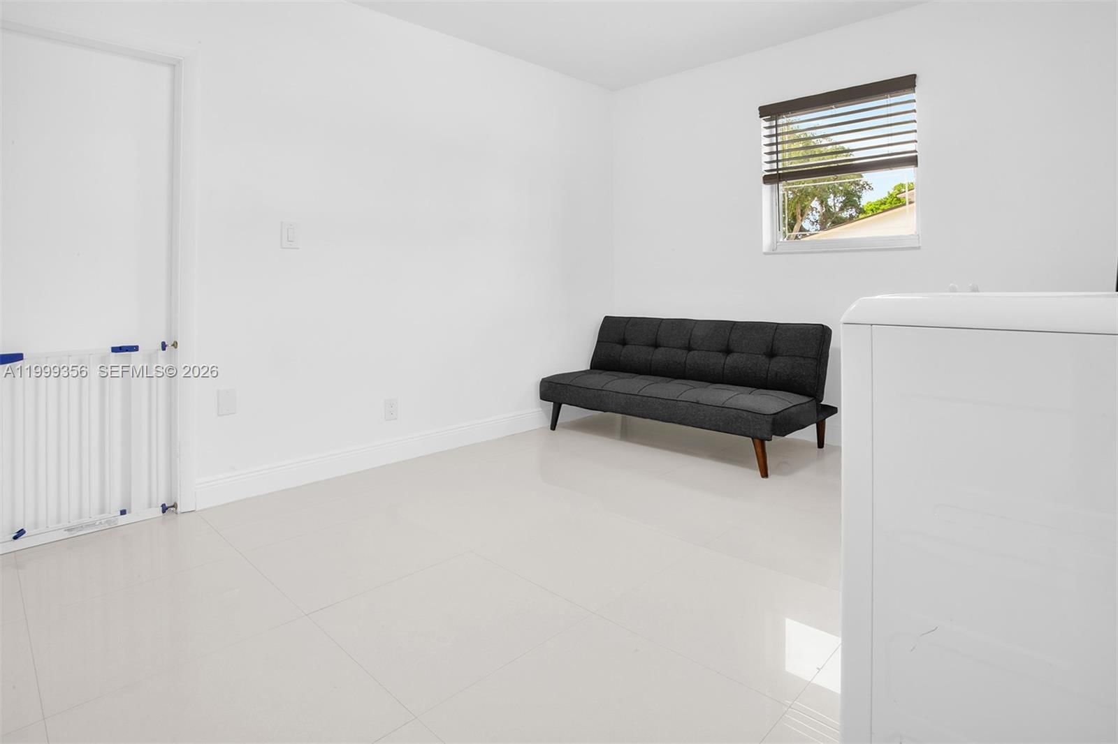 Real estate property located at 5520 163rd Ave, Broward, Chambers Land Co Sub Se1/, Southwest Ranches, FL