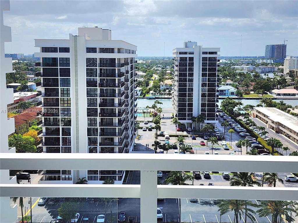 Real estate property located at 2030 Ocean Dr #1402, Broward, Parker Plaza Condo Estate, Hallandale Beach, FL