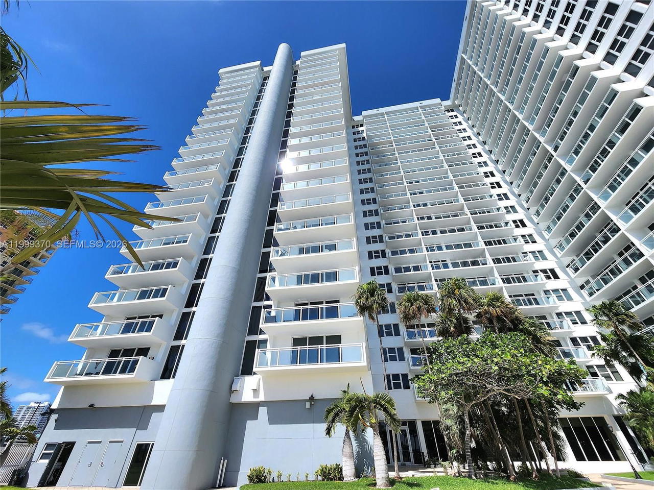 Real estate property located at 2030 Ocean Dr #1402, Broward, Parker Plaza Condo Estate, Hallandale Beach, FL