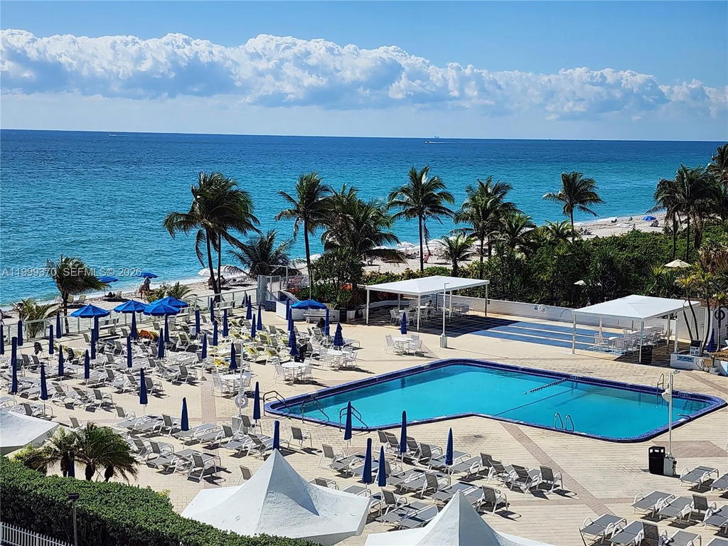 Real estate property located at 2030 Ocean Dr #1402, Broward, Parker Plaza Condo Estate, Hallandale Beach, FL