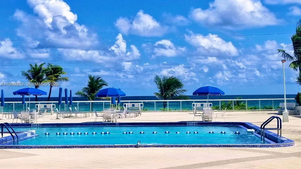 Real estate property located at 2030 Ocean Dr #1402, Broward, Parker Plaza Condo Estate, Hallandale Beach, FL