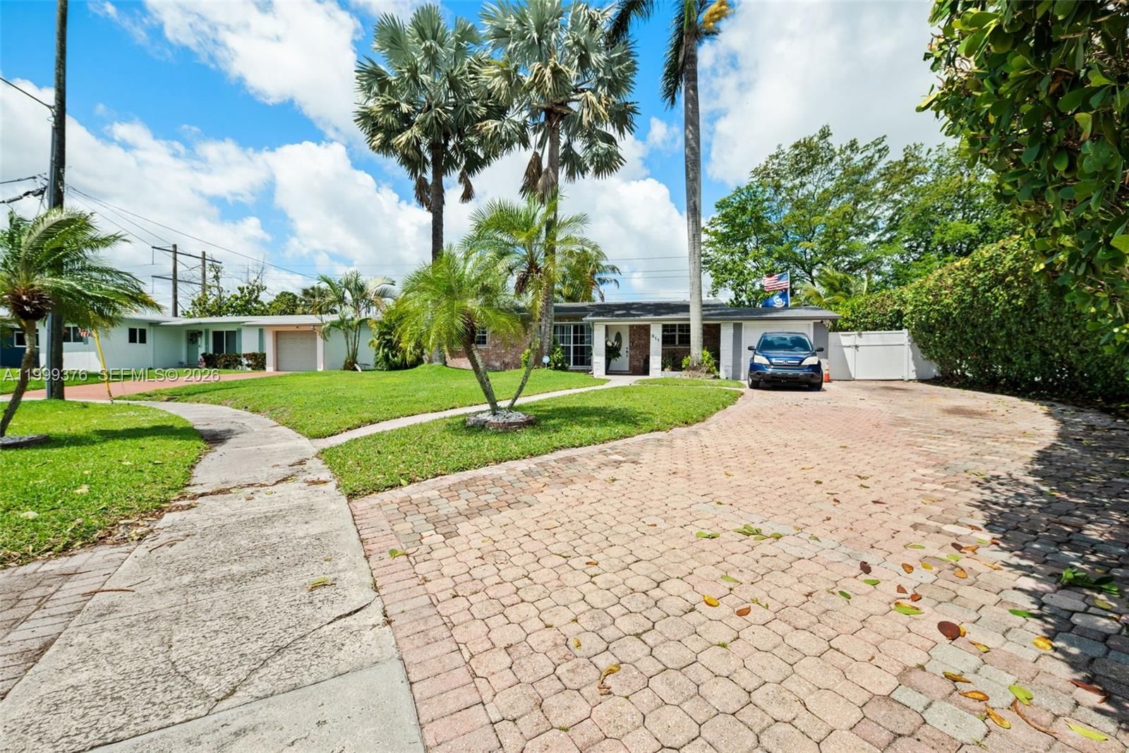 Real estate property located at 911 51st Ave, Broward, Lauderdale Golf Estates, Plantation, FL
