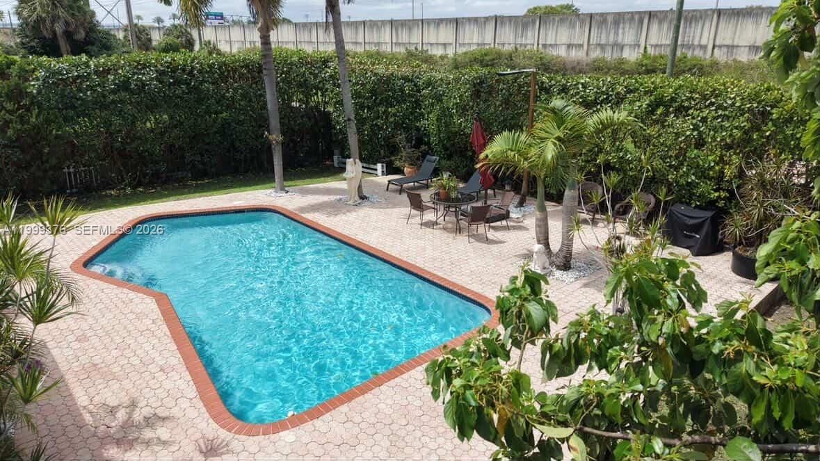 Real estate property located at 911 51st Ave, Broward, Lauderdale Golf Estates, Plantation, FL