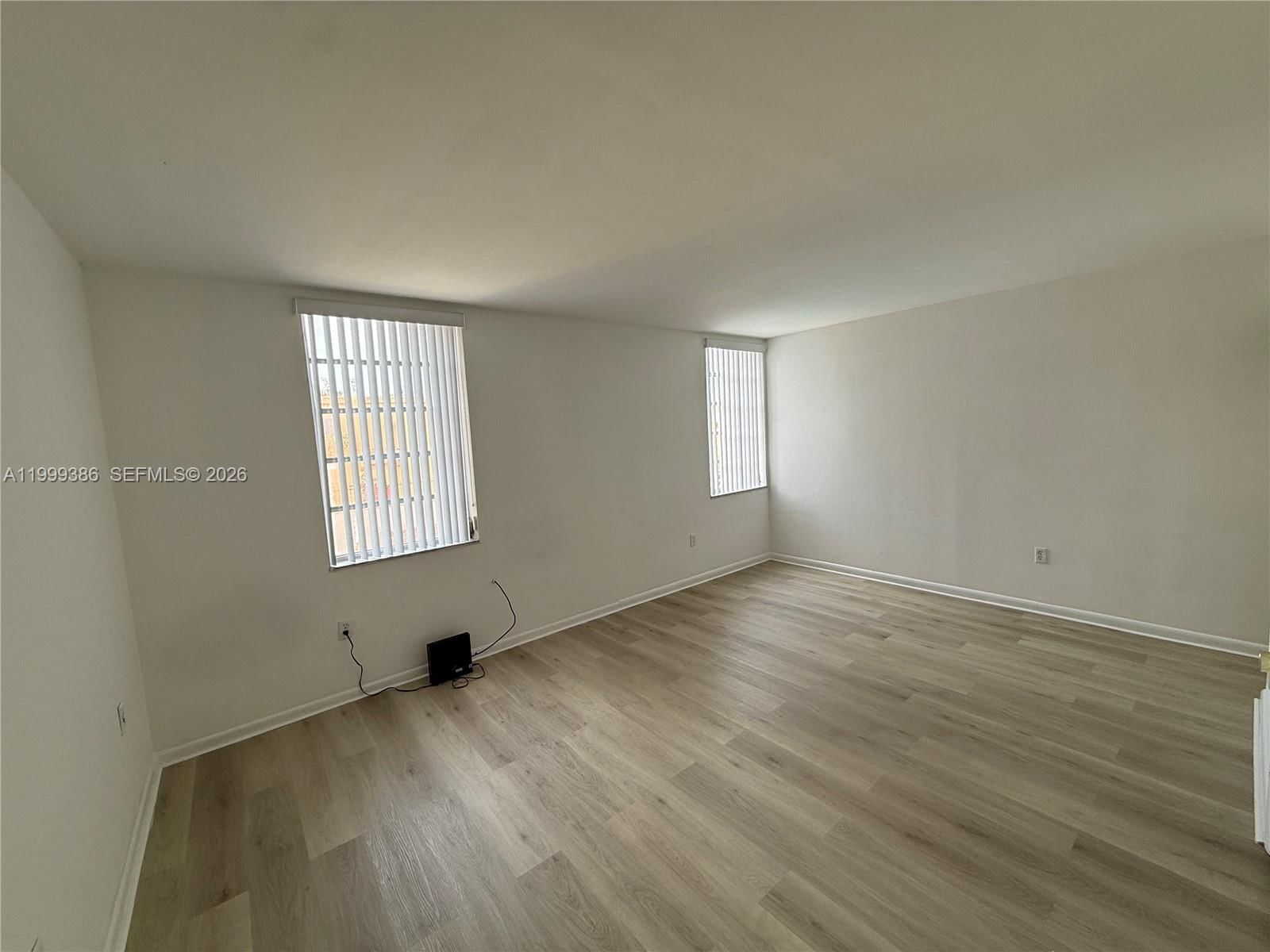 Real estate property located at 1900 68th St B203, Miami-dade, Los Arboles Condo, Hialeah, FL