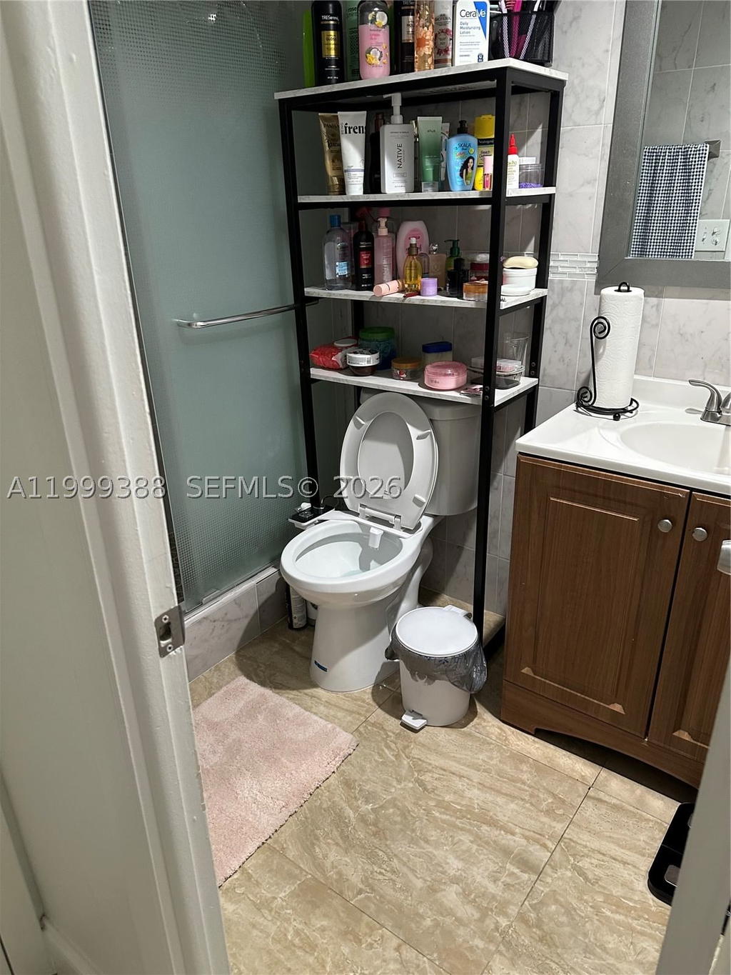 Real estate property located at 8021 Sunrise Lakes Dr #101, Broward, Sunrise Lakes 32 Condo, Sunrise, FL