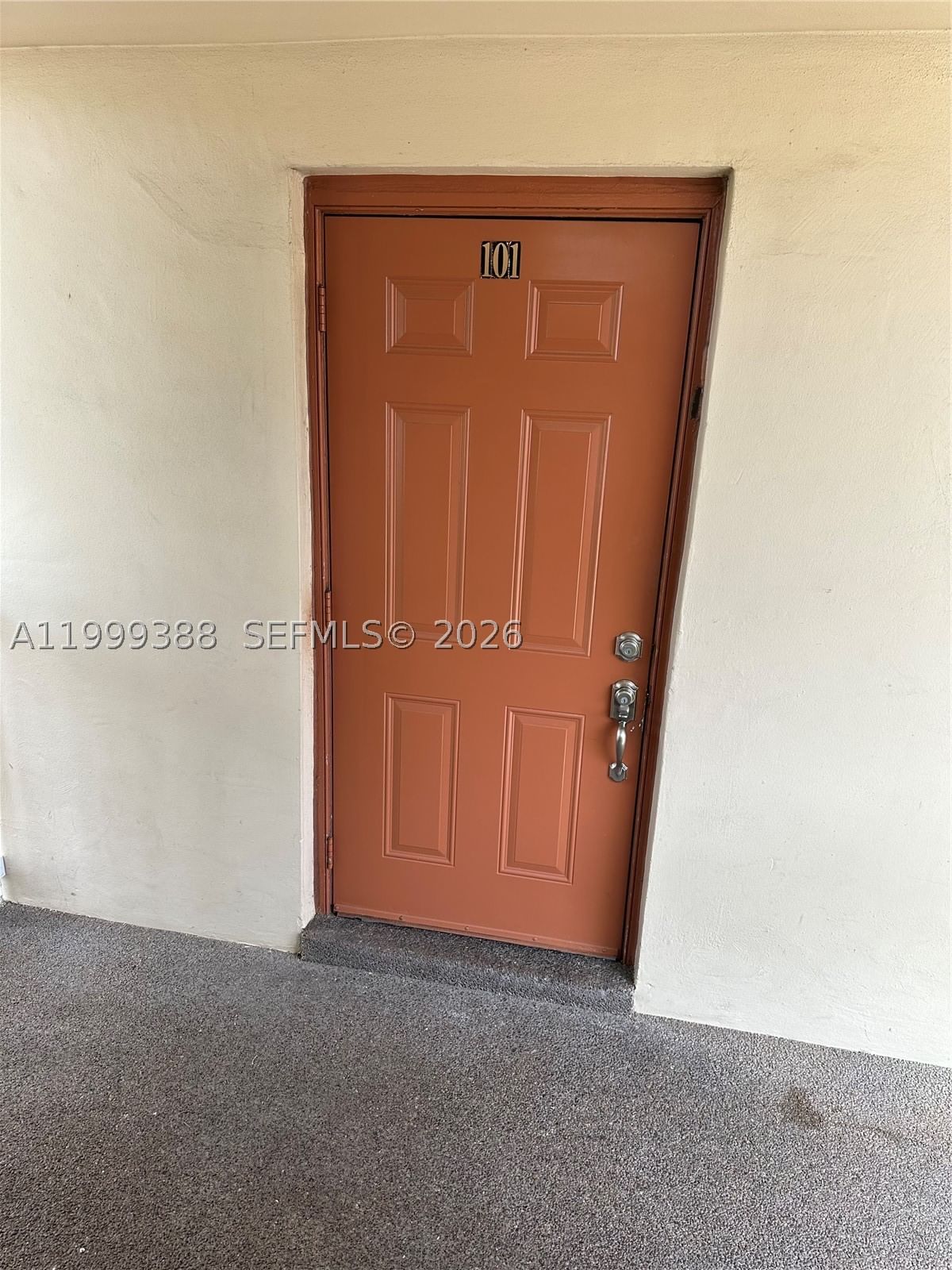 Real estate property located at 8021 Sunrise Lakes Dr #101, Broward, Sunrise Lakes 32 Condo, Sunrise, FL