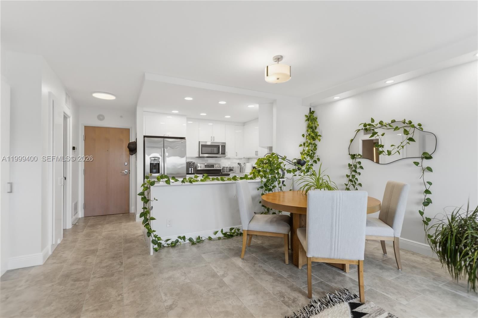 Real estate property located at 340 Sunset Dr #407, Broward, Essex Tower Condo, Fort Lauderdale, FL