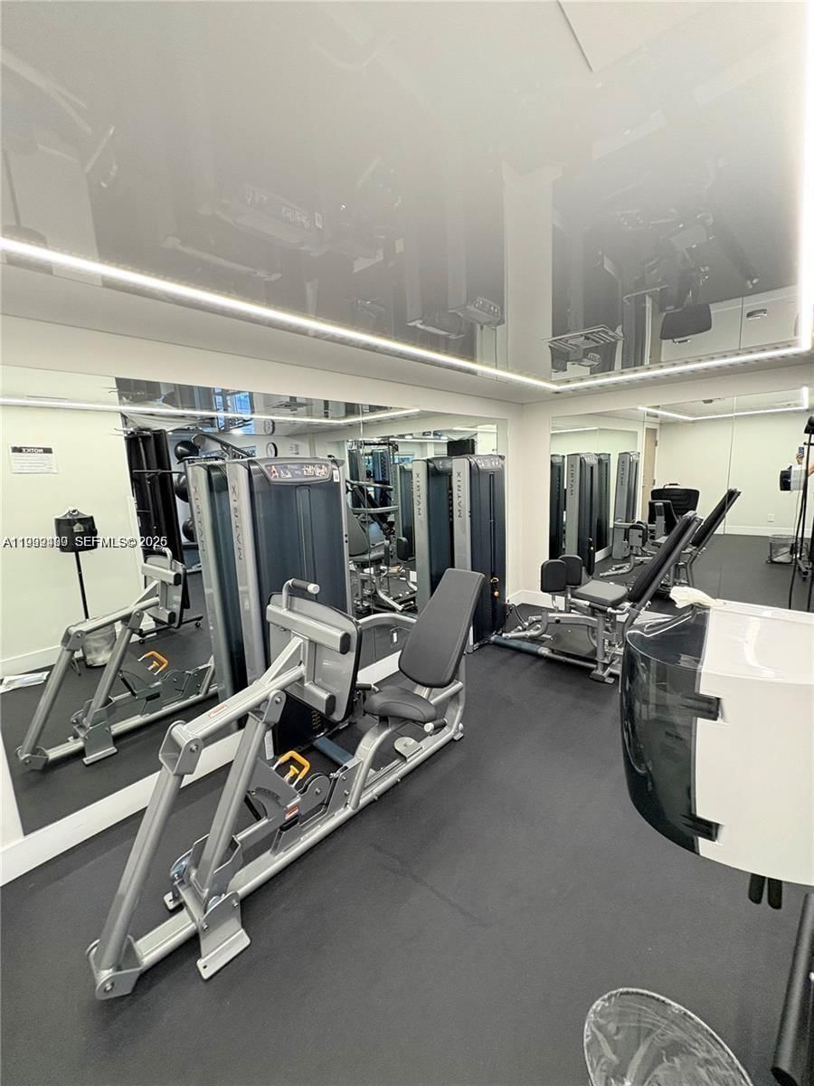 Real estate property located at 340 Sunset Dr #407, Broward, Essex Tower Condo, Fort Lauderdale, FL