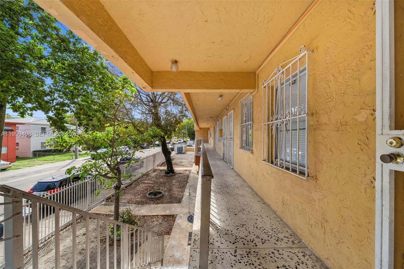 Real estate property located at 515 3rd St #6, Miami-dade, Fifth Avenue Condo, Miami, FL