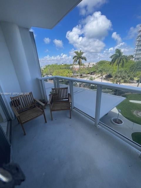 Real estate property located at 900 Bay Dr #311, Miami-dade, King Cole Condo, Miami Beach, FL