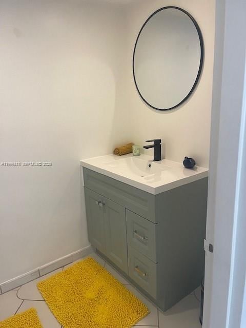 Real estate property located at 900 Bay Dr #311, Miami-dade, King Cole Condo, Miami Beach, FL