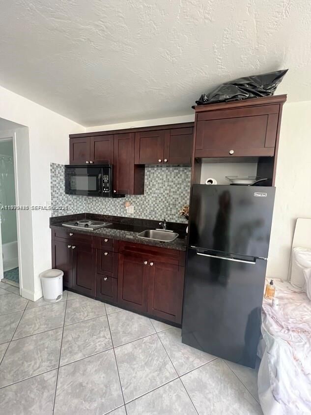 Real estate property located at 6484 Indian Creek Dr #214, Miami-dade, Amd Pl Of 2nd Ocean Front, Miami Beach, FL