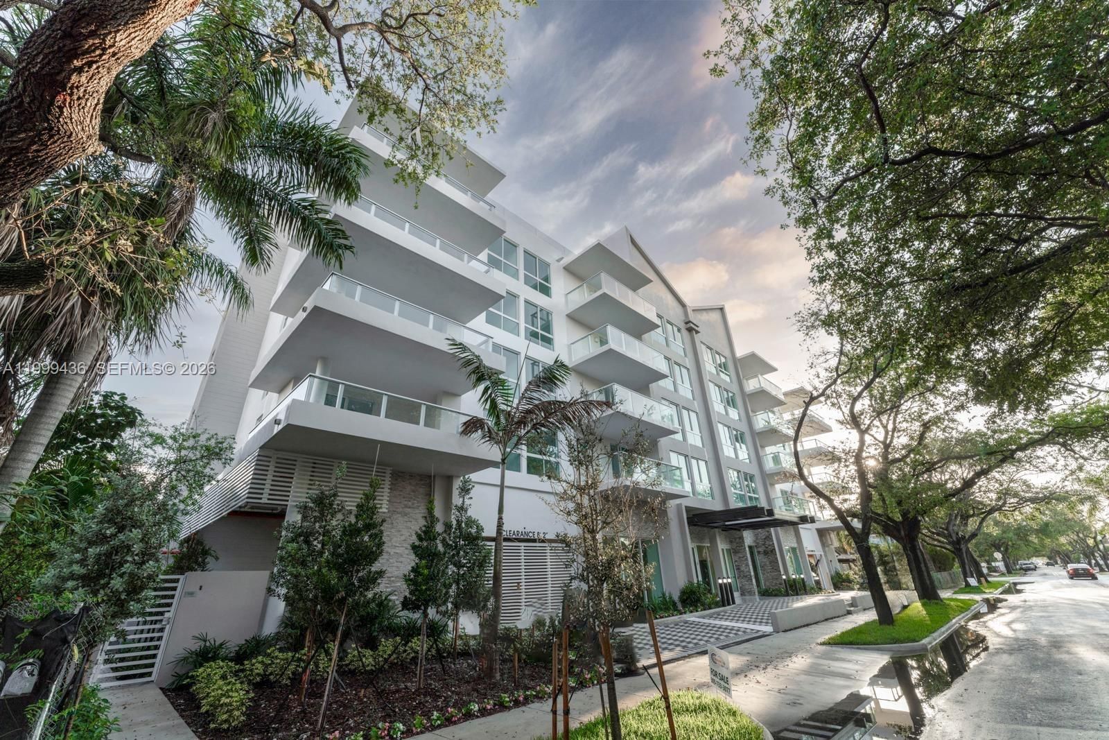 Real estate property located at 1850 Monroe St #409, Broward, Residence On Monroe, Hollywood, FL