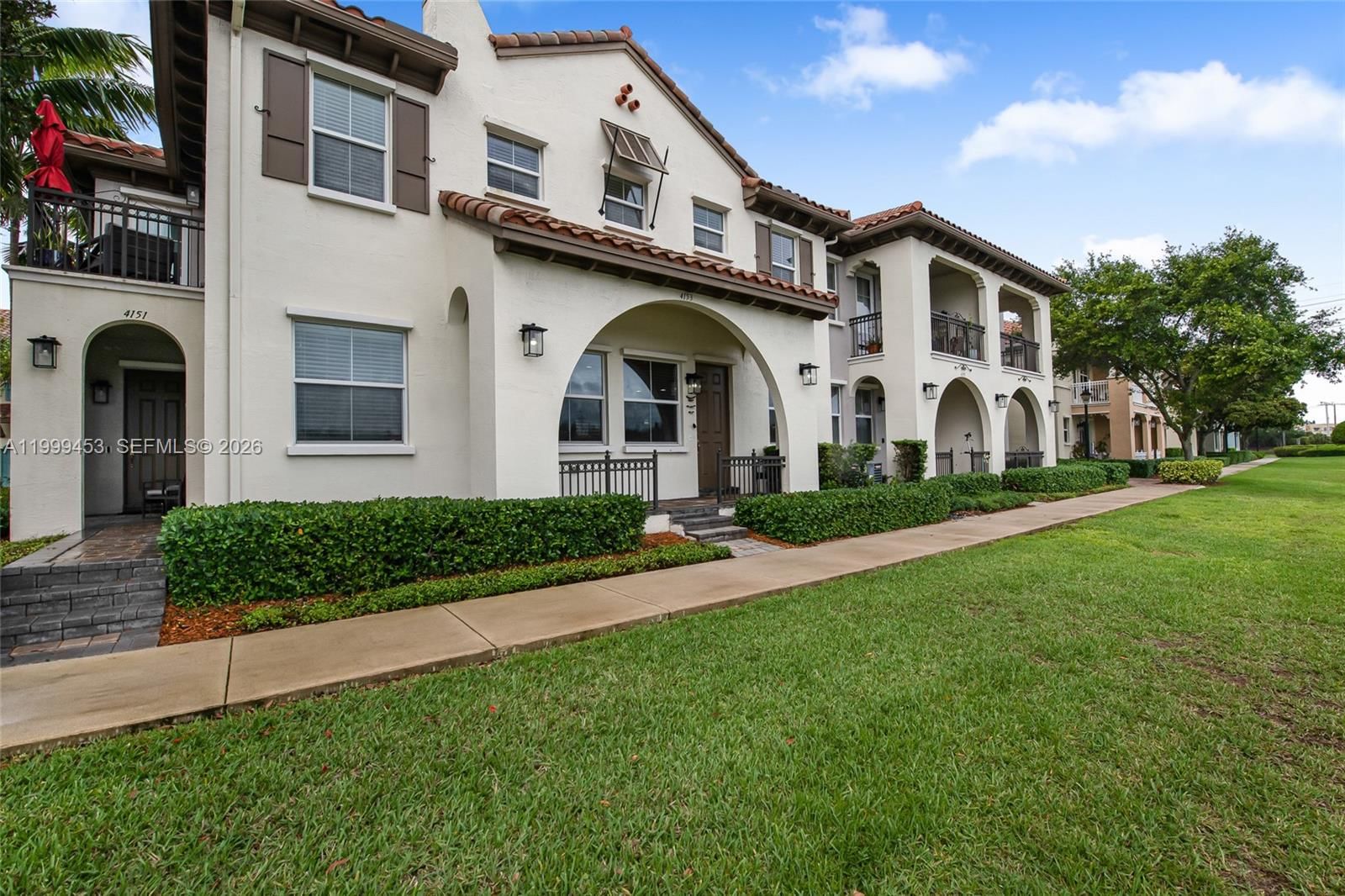 Real estate property located at 4153 Cascada Cir, Broward, Monterra Plat, Cooper City, FL
