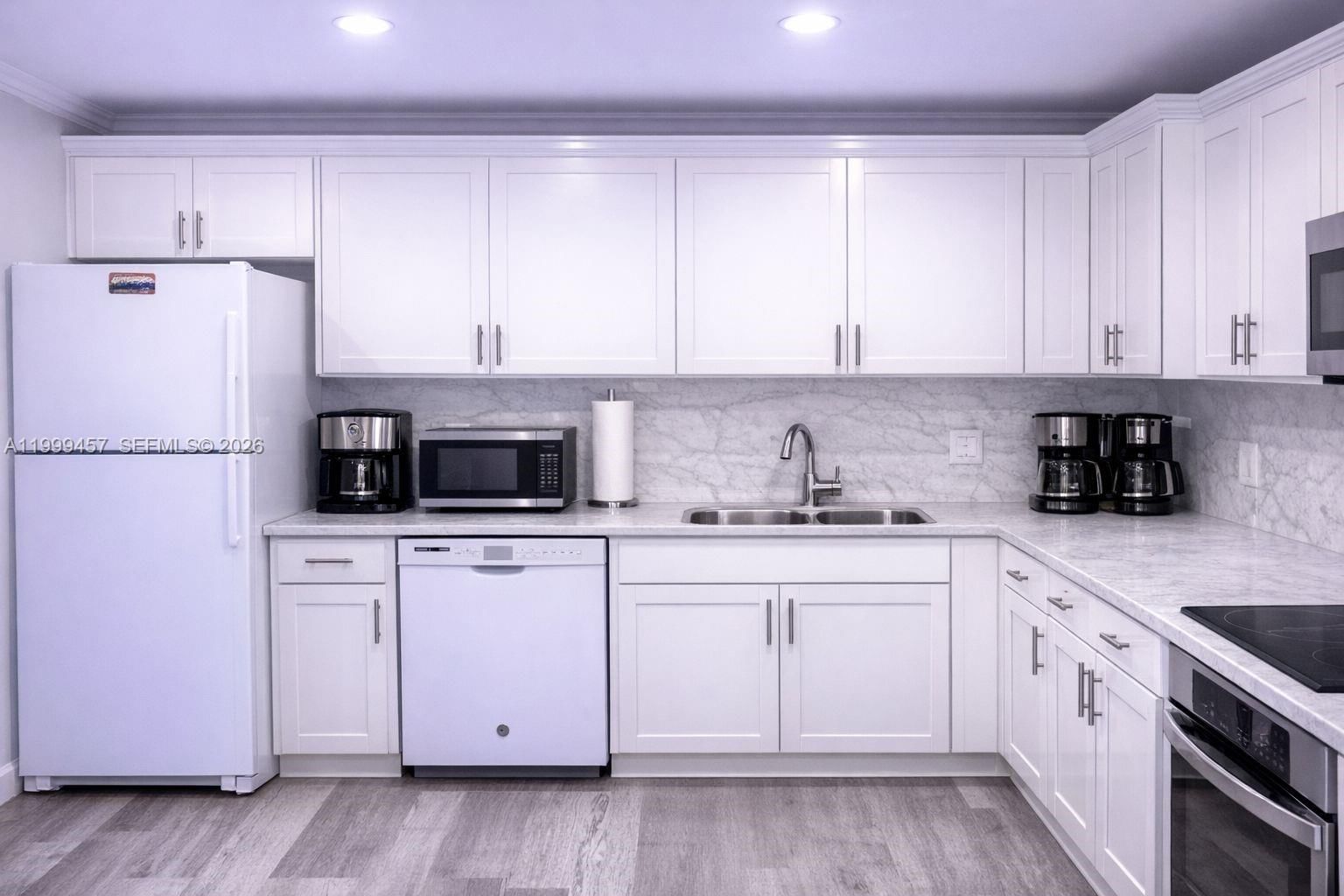 Real estate property located at 2420 81st Ave #403, Broward, Arrowhead Condo No Vii, Davie, FL