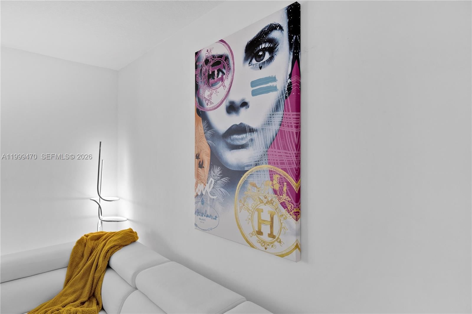 Real estate property located at 1200 Brickell Bay Dr #2017, Miami-dade, The Club At Brickell Bay, Miami, FL