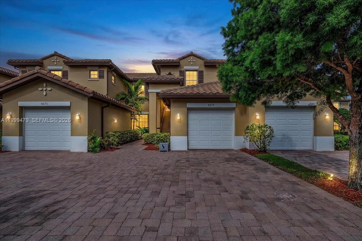 Real estate property located at 8275 127th Ln #34-F, Broward, Cypress Pointe Iv At Hero, Parkland, FL