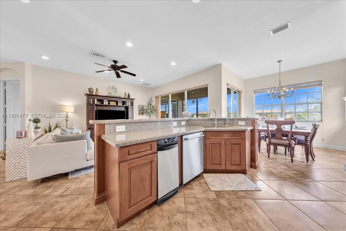 Real estate property located at 8275 127th Ln #34-F, Broward, Cypress Pointe Iv At Hero, Parkland, FL