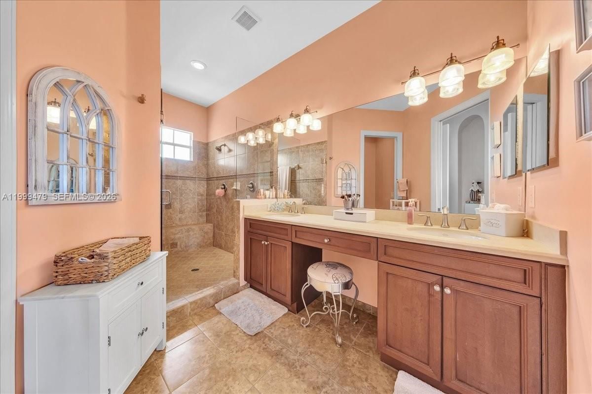 Real estate property located at 8275 127th Ln #34-F, Broward, Cypress Pointe Iv At Hero, Parkland, FL