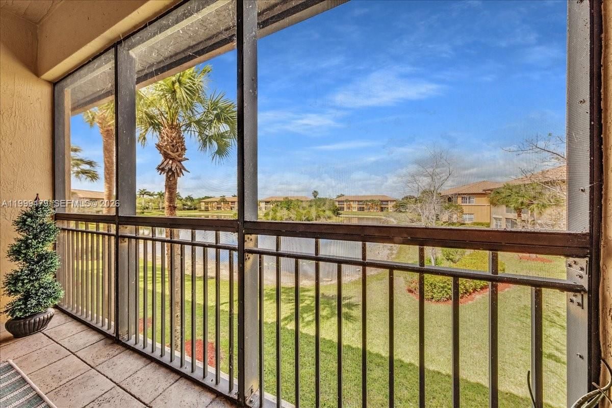 Real estate property located at 8275 127th Ln #34-F, Broward, Cypress Pointe Iv At Hero, Parkland, FL