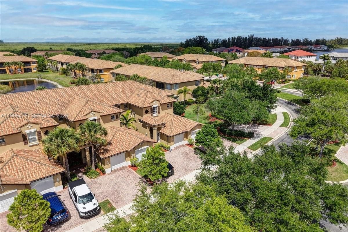 Real estate property located at 8275 127th Ln #34-F, Broward, Cypress Pointe Iv At Hero, Parkland, FL