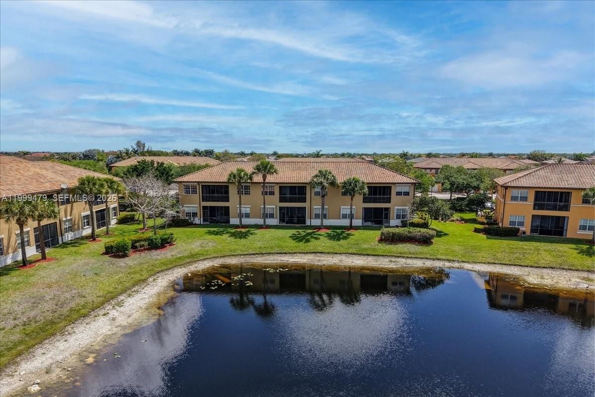 Real estate property located at 8275 127th Ln #34-F, Broward, Cypress Pointe Iv At Hero, Parkland, FL