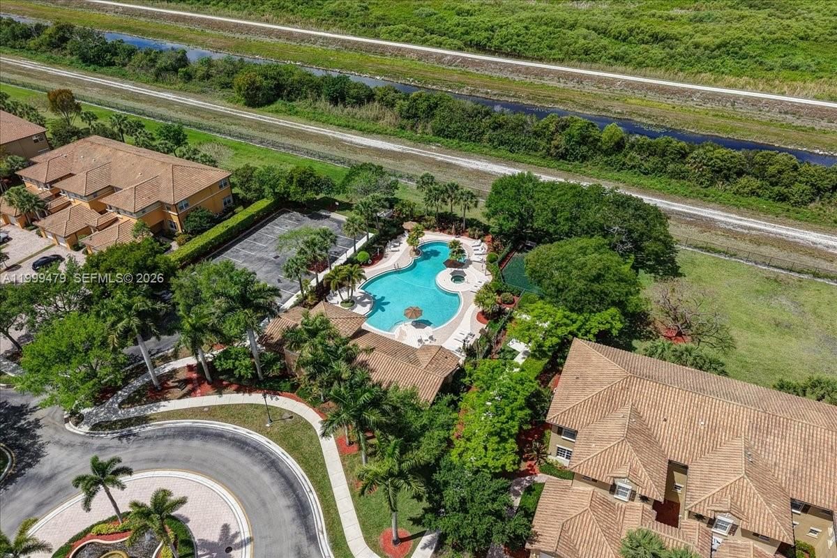 Real estate property located at 8275 127th Ln #34-F, Broward, Cypress Pointe Iv At Hero, Parkland, FL