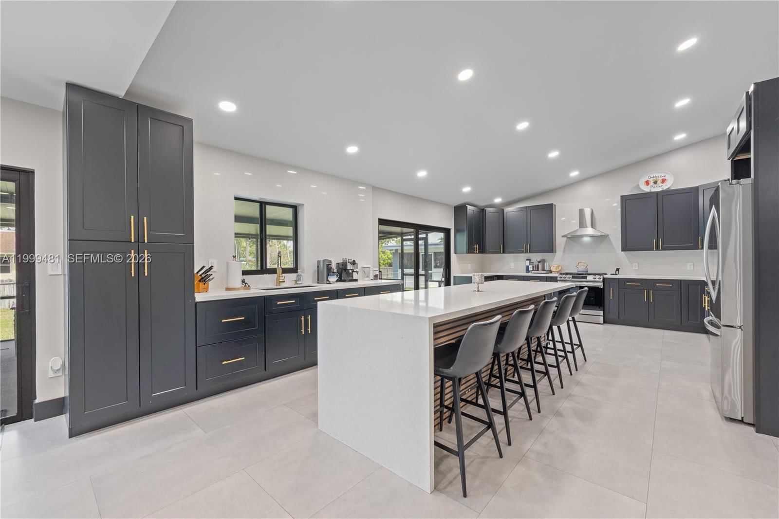 Real estate property located at 18462 88th Pl, Miami-dade, Bel-aire Sec 23, Cutler Bay, FL