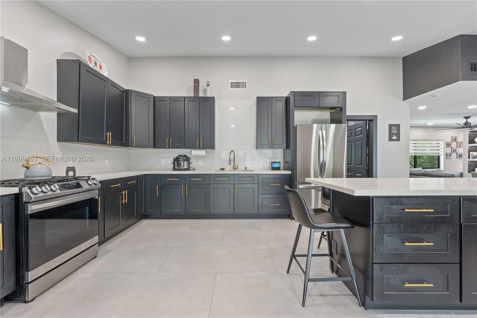 Real estate property located at 18462 88th Pl, Miami-dade, Bel-aire Sec 23, Cutler Bay, FL