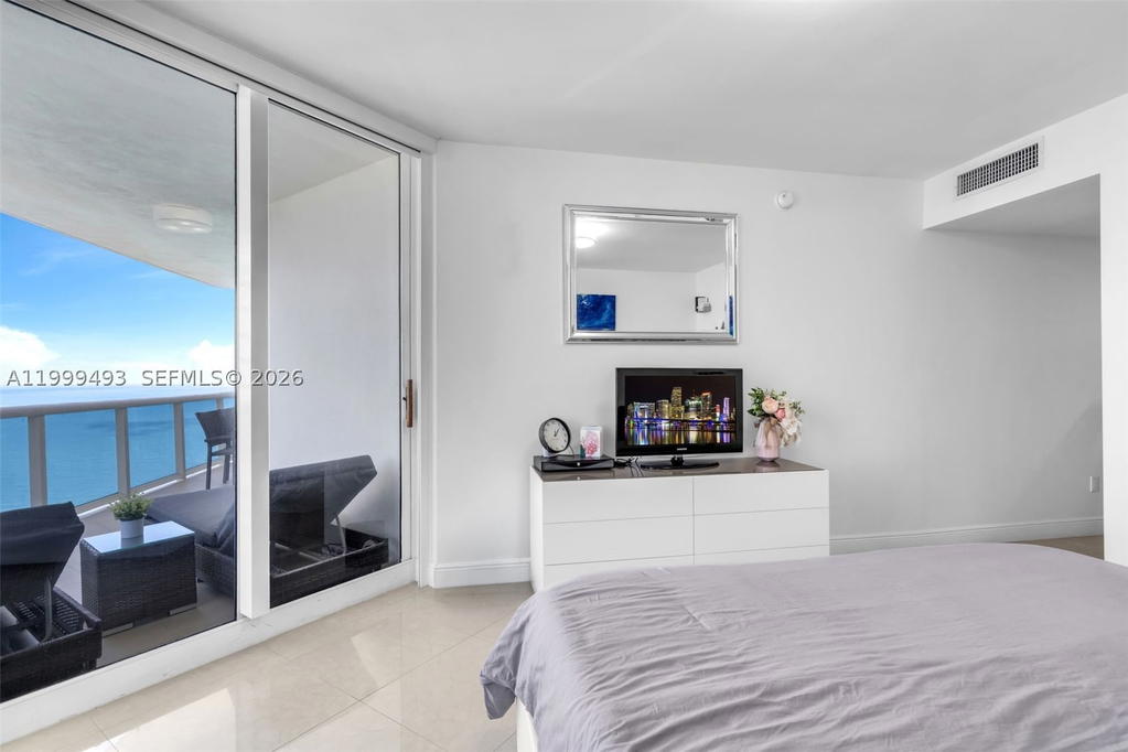 Real estate property located at 4775 Collins Ave #3608, Miami-dade, Green Diamond Condo, Miami Beach, FL