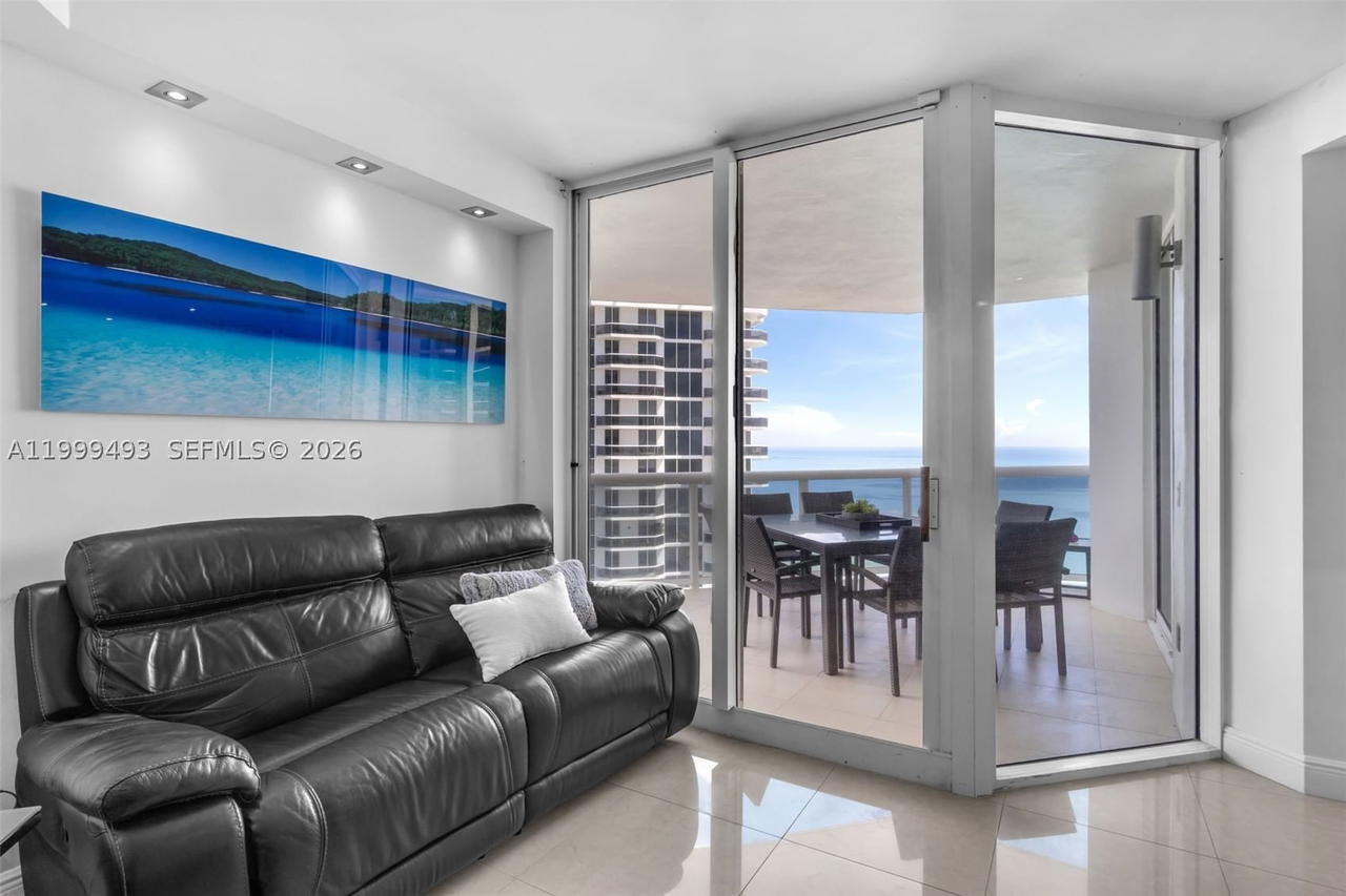 Real estate property located at 4775 Collins Ave #3608, Miami-dade, Green Diamond Condo, Miami Beach, FL