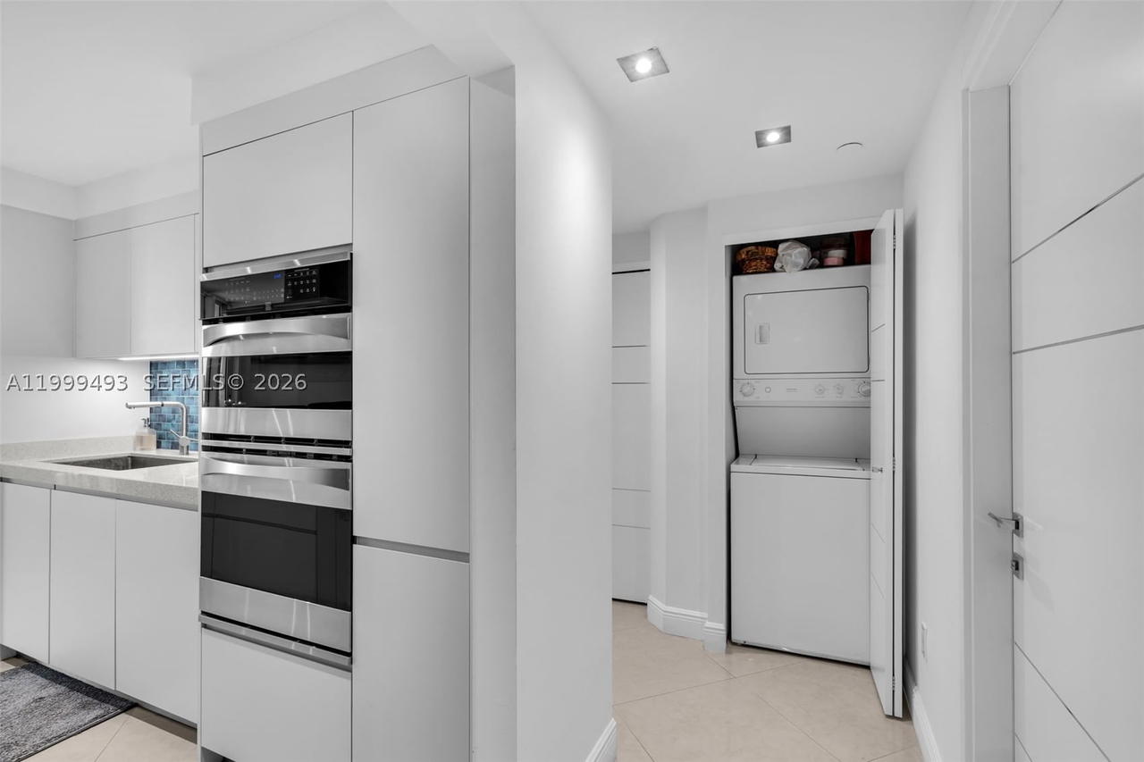 Real estate property located at 4775 Collins Ave #3608, Miami-dade, Green Diamond Condo, Miami Beach, FL