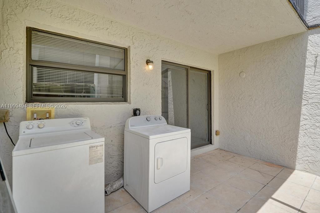 Real estate property located at 4511 Treehouse Ln B, Broward, Arbor Keys Condo, Tamarac, FL