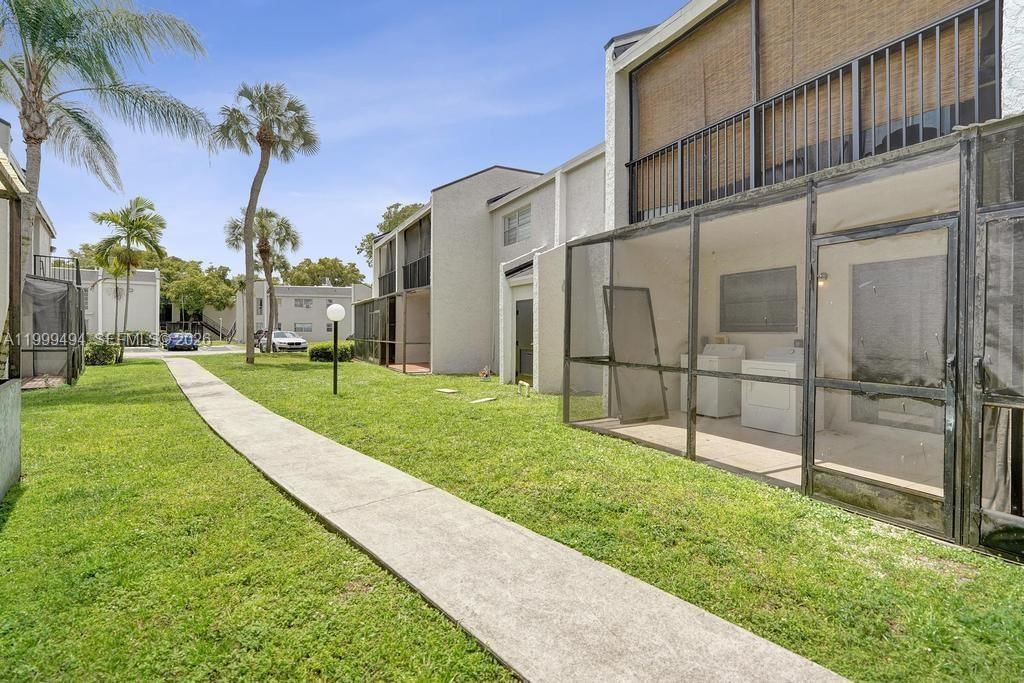 Real estate property located at 4511 Treehouse Ln B, Broward, Arbor Keys Condo, Tamarac, FL