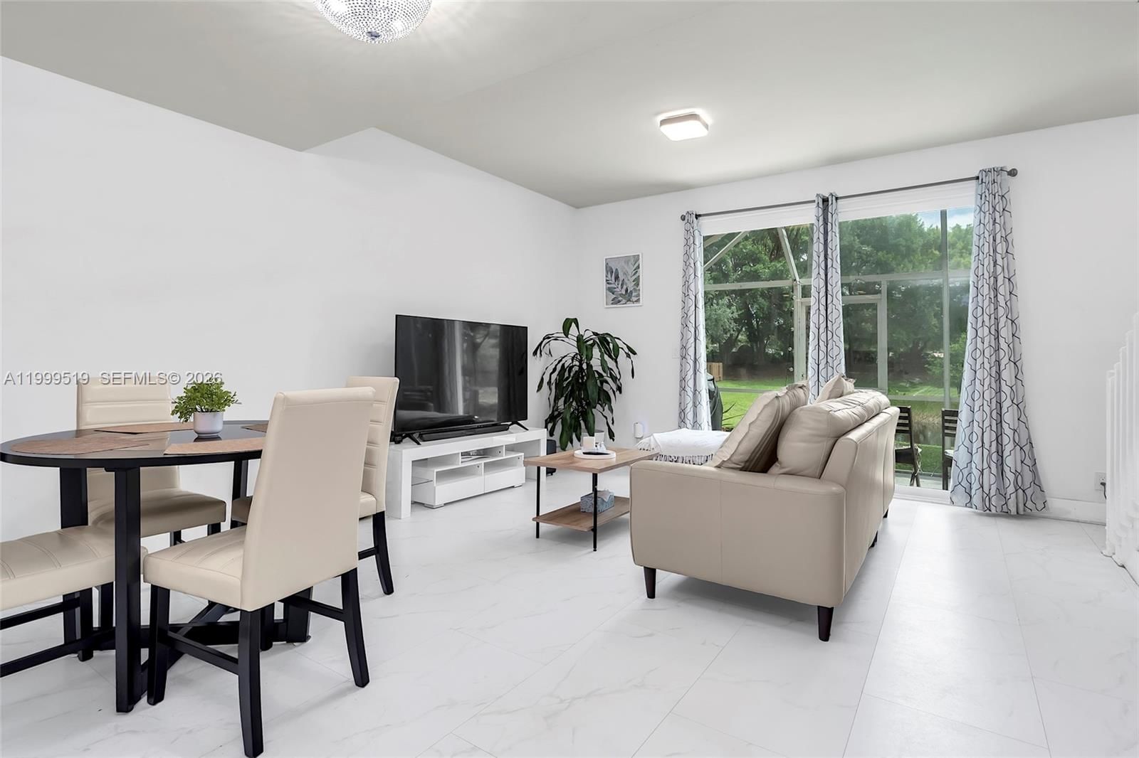 Real estate property located at 1492 Veracruz Ln #4-4, Broward, Sectors 3 & 4 Boundary Pl, Weston, FL