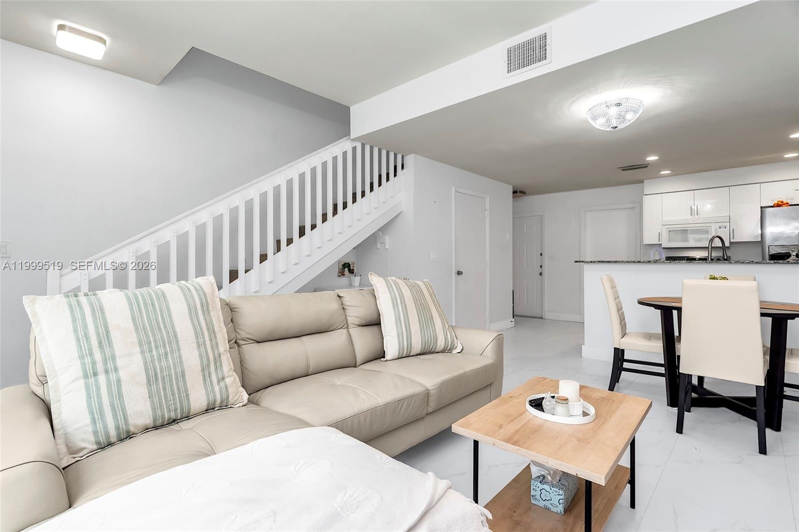 Real estate property located at 1492 Veracruz Ln #4-4, Broward, Sectors 3 & 4 Boundary Pl, Weston, FL