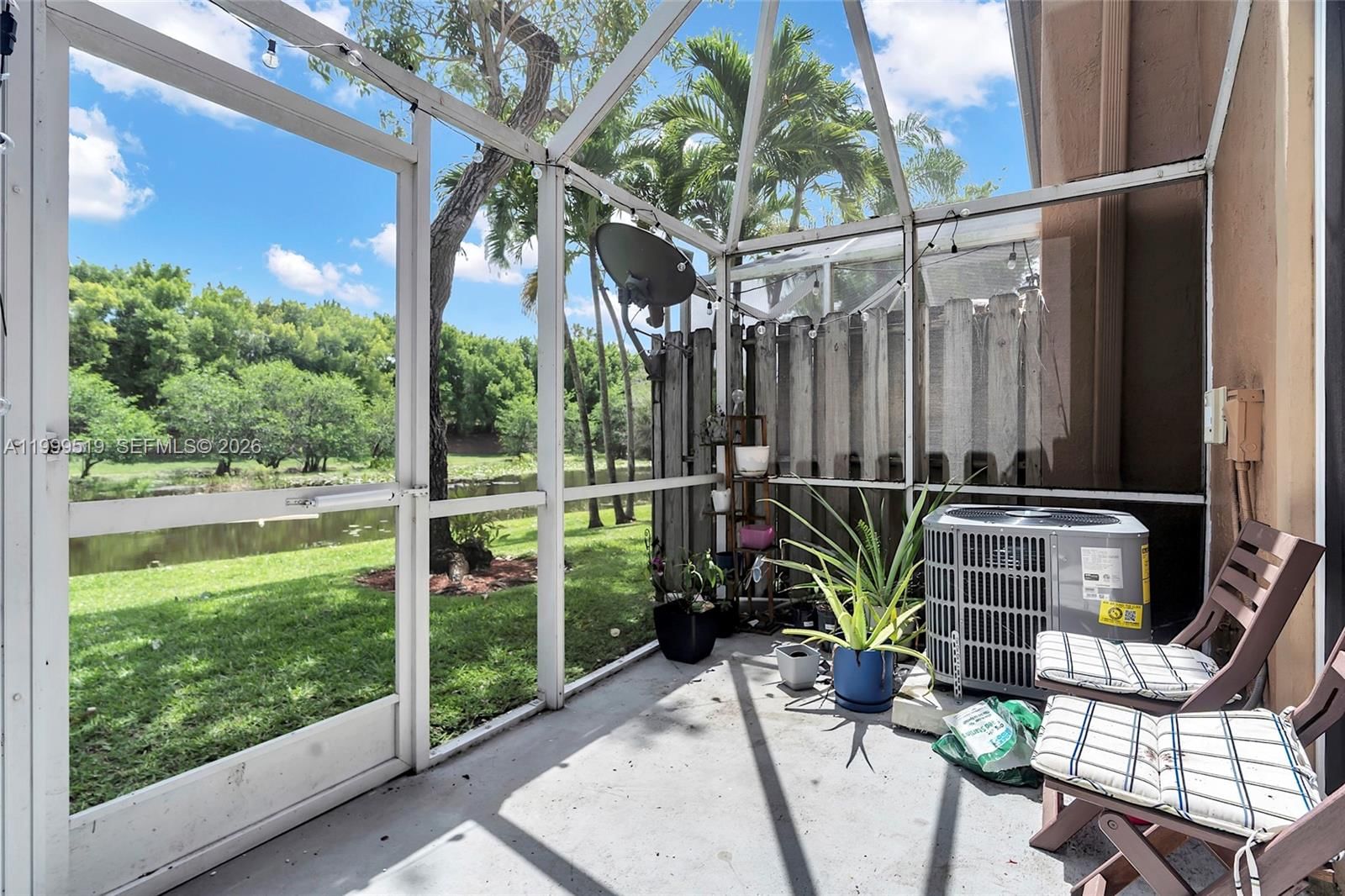 Real estate property located at 1492 Veracruz Ln #4-4, Broward, Sectors 3 & 4 Boundary Pl, Weston, FL