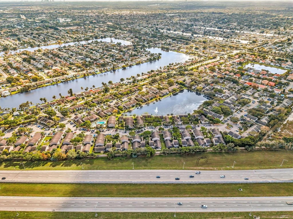 Real estate property located at 3804 121st Ave, Broward, Twin Fountains Phase Two, Sunrise, FL