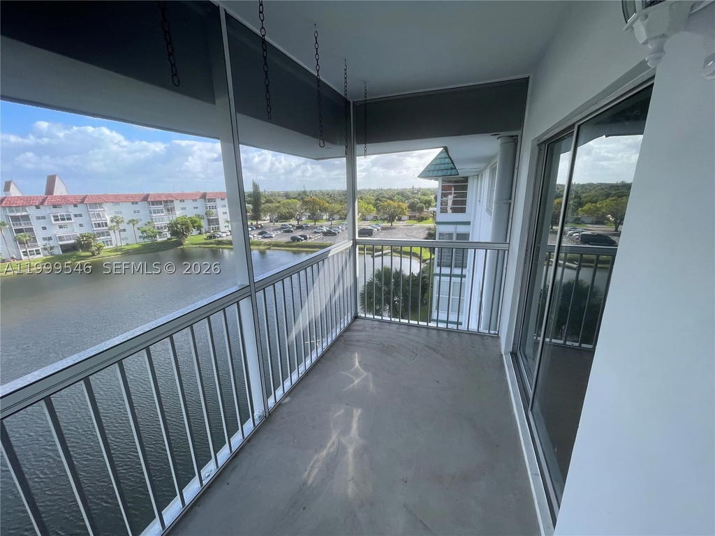 Real estate property located at 4751 21st St #611, Broward, Castle Apartments 12 Cond, Lauderhill, FL
